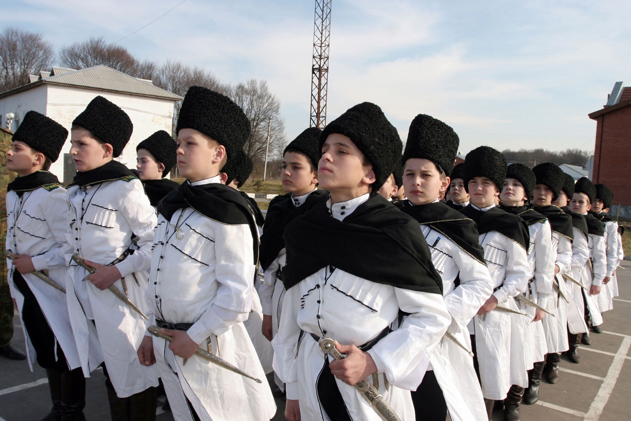 Ингушетия какой народ. Кадетский корпус Ингушетия. Горский кадетский корпус. Ингуши. Ингушские дети.